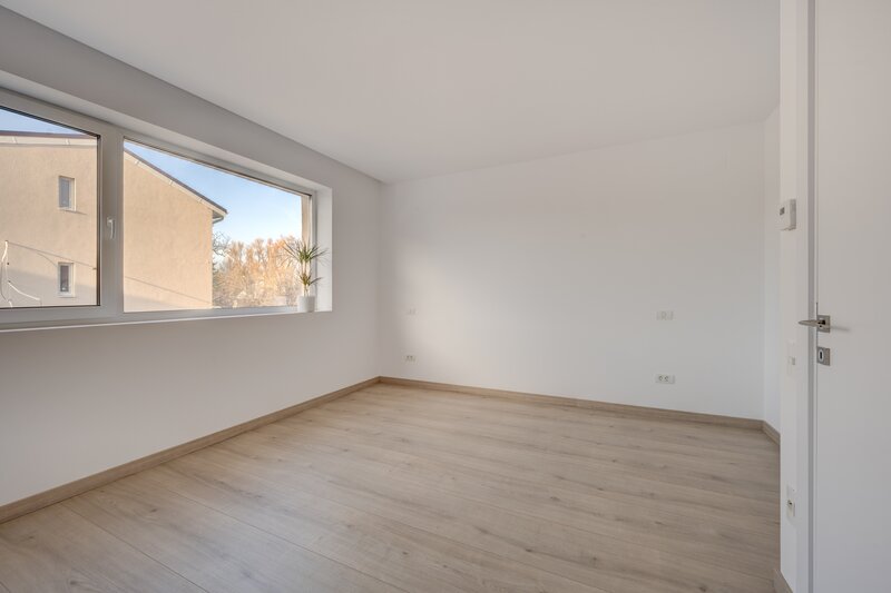 Voluntari, Metro, Avangarde Forest,